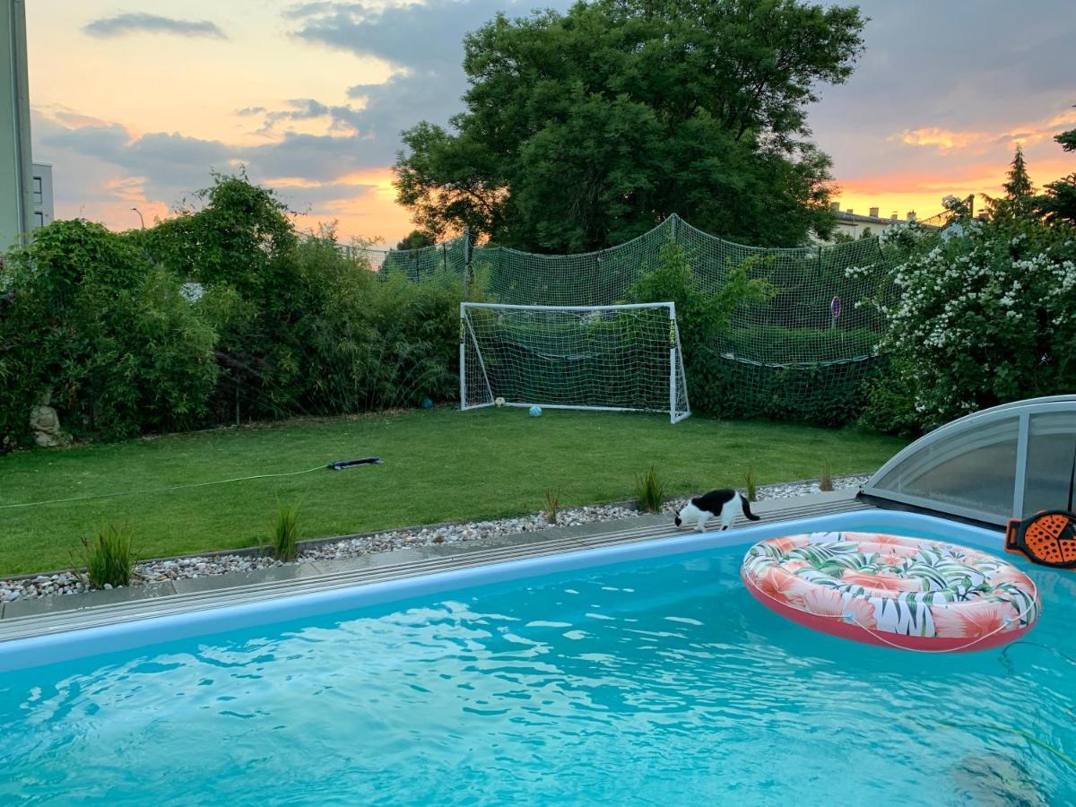 Pool & Lake Holiday Home Markkleeberg Luaran gambar